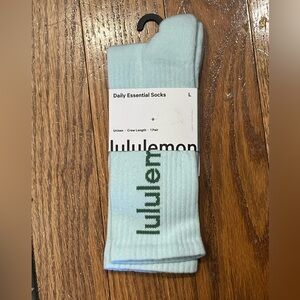 Lululemon Daily Essential Socks Crew Length 1 Pair Sz Large MIBR/SUWI